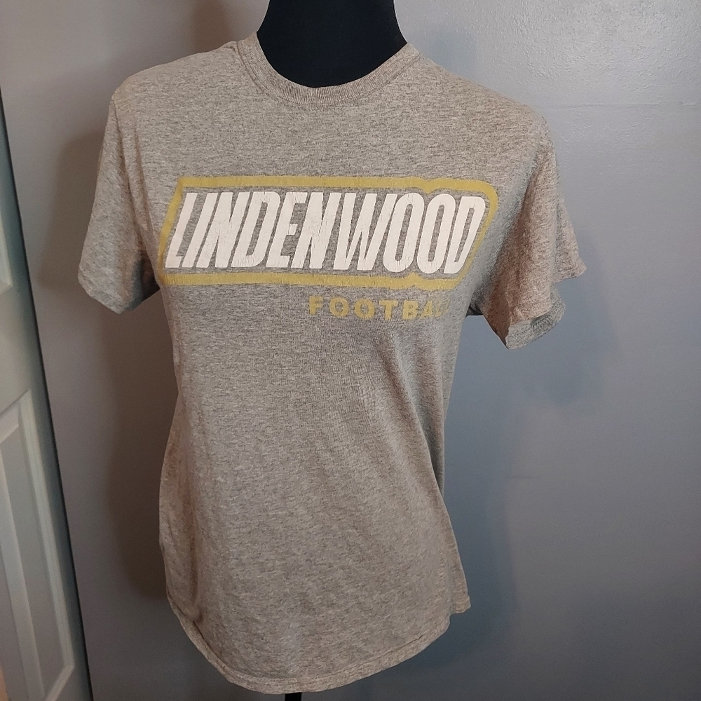 Gildan Heavy Cotton Lidenwood Football Size Small Shirt